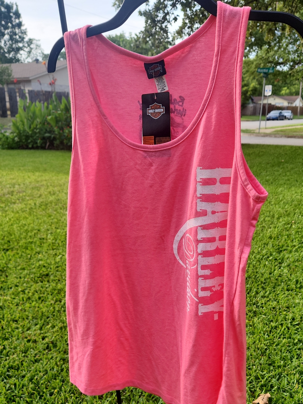 Harley-Davidson Pink Sleeveless Tank with White Harley Side Graphic Size LARGE